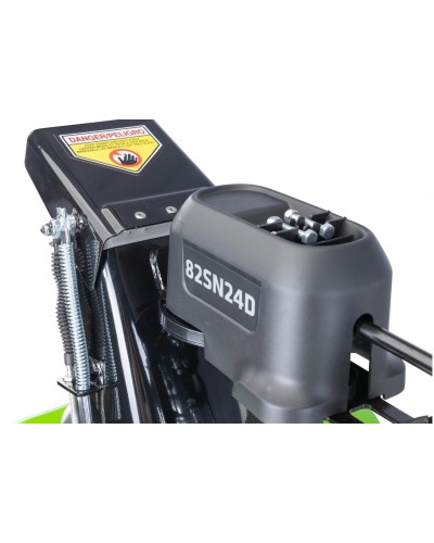 Купить аккумуляторный самоходный снегоуборщик GREENWORKS (Гринворкс) GD82ST56 82V 61 см (2602807U3A) c 3-мя АКБ 2,5 Ah и ЗУ
