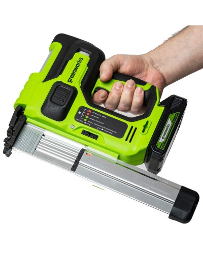 Аккумуляторный нейлер (Гвоздезабивной пистолет) GREENWORKS (Гринворкс) GD24BN (3400707) без АКБ и ЗУ