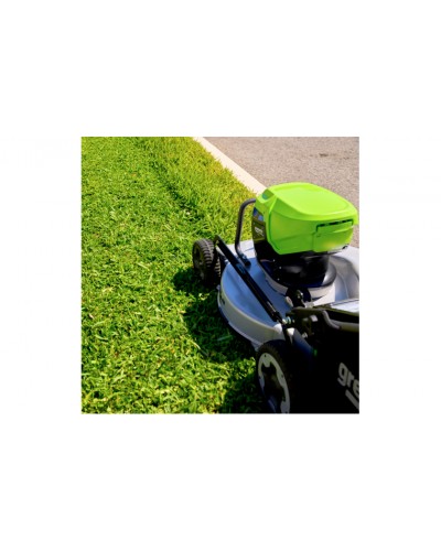 Купить аккумуляторную газонокосилкау Greenworks LM221S 82В (профессиональная серия 82V, 3 мотора DigiPro 4,0 кВт,) БЕЗ АКБ и ЗУ (2519407)