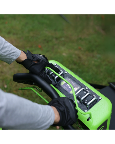 Купить профессиональную аккумуляторную газонокосилка GREENWORKS (Гринворкс) 82LM30S 82V серия OPTIMUS. В комплекте 3-х АКБ 8Ач и ЗУ для 2-х аккумуляторов (2519207U3G)
