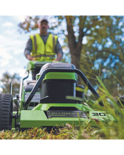 Купить профессиональную аккумуляторную газонокосилка GREENWORKS (Гринворкс) 82LM30S 82V серия OPTIMUS. В комплекте 3-х АКБ 8Ач и ЗУ для 2-х аккумуляторов (2519207U3G)
